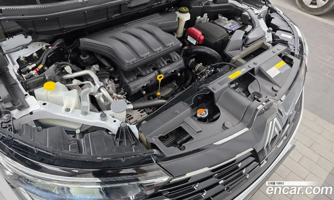 Renault (Samsung) QM6 2024 2.0 автомат (гидро), фото 6 Renault (Samsung) QM6 2024 2.0 автомат (гидро), фото 6