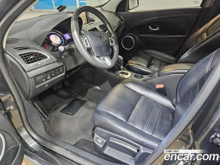 Renault (Samsung) SM3 2013 1.6 автомат (гидро), фото 7 Renault (Samsung) SM3 2013 1.6 автомат (гидро), фото 7