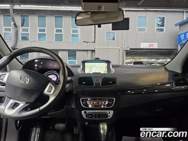 Renault (Samsung) SM3 2013 1.6 автомат (гидро), миниатюра 9 Renault (Samsung) SM3 2013 1.6 автомат (гидро), миниатюра 9