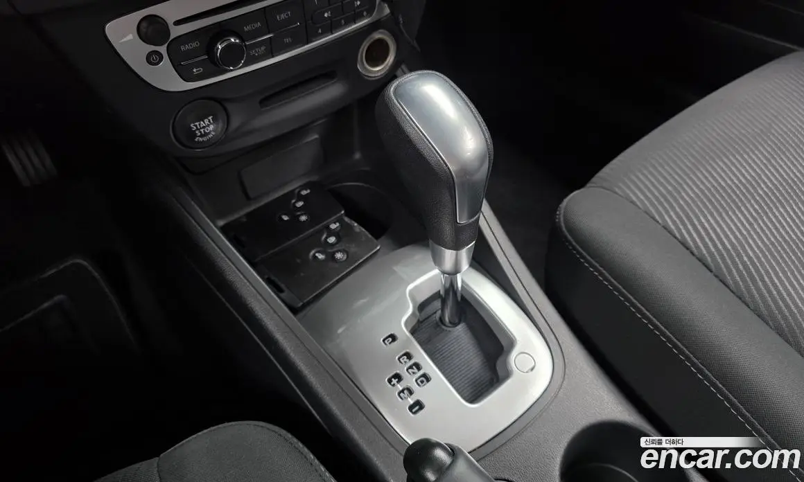 Renault (Samsung) SM3 2015 1.6 автомат (гидро), фото 11 Renault (Samsung) SM3 2015 1.6 автомат (гидро), фото 11
