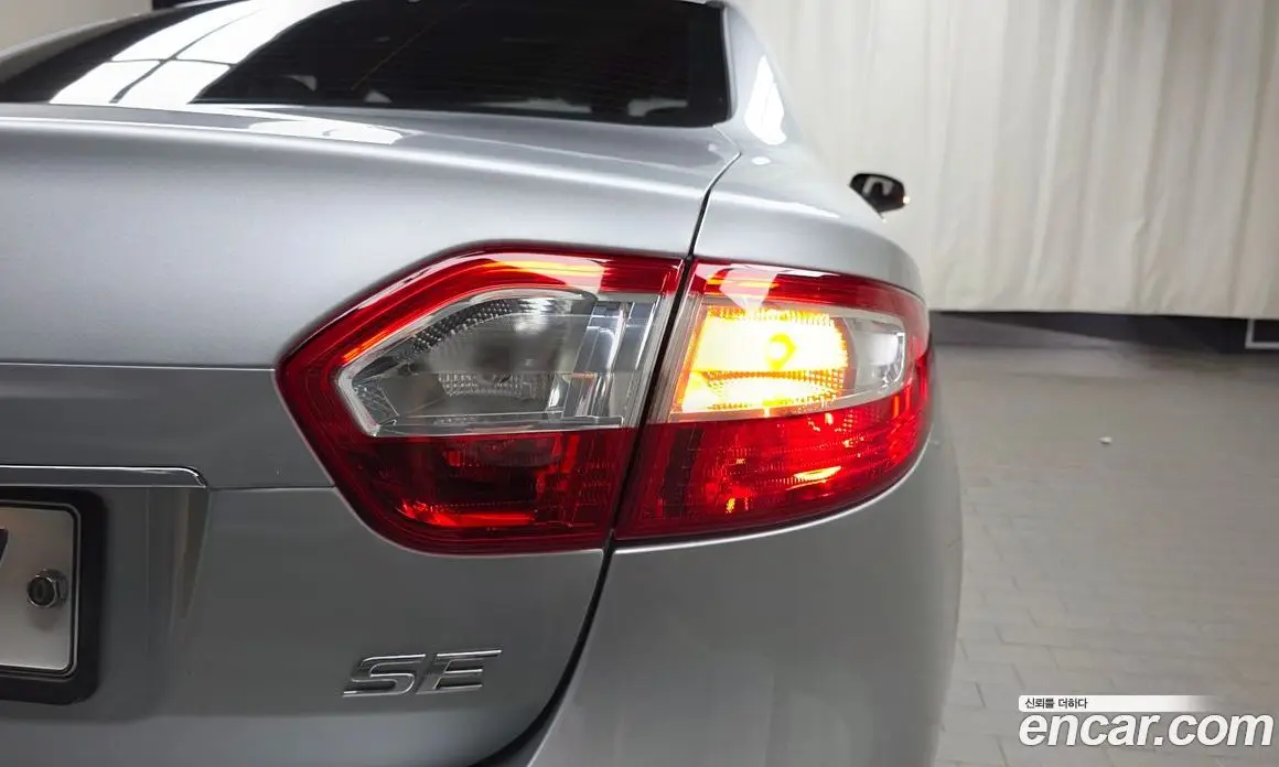 Renault (Samsung) SM3 2015 1.6 автомат (гидро), фото 8 Renault (Samsung) SM3 2015 1.6 автомат (гидро), фото 8