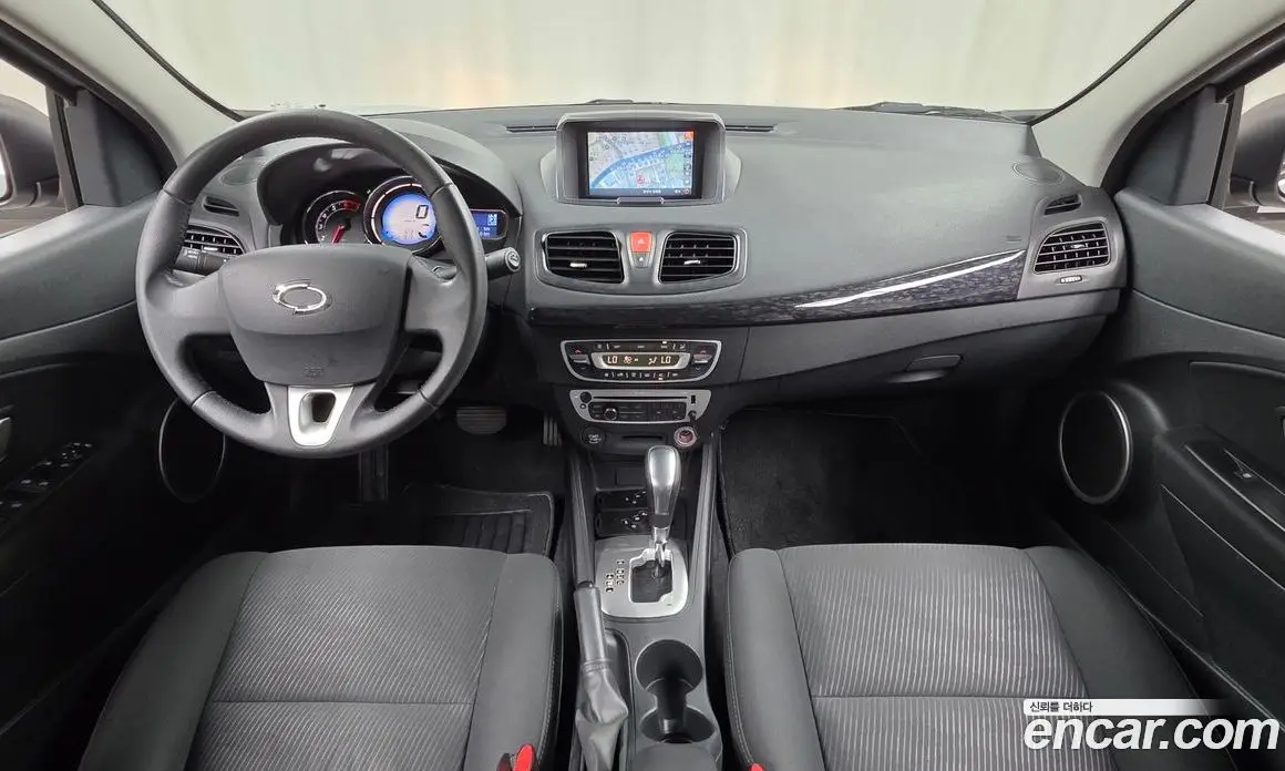 Renault (Samsung) SM3 2015 1.6 автомат (гидро), фото 9 Renault (Samsung) SM3 2015 1.6 автомат (гидро), фото 9