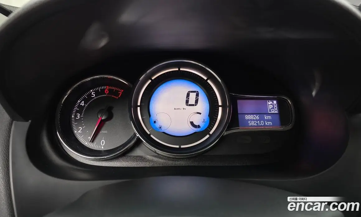 Renault (Samsung) SM3 2015 1.6 автомат (гидро), фото 10 Renault (Samsung) SM3 2015 1.6 автомат (гидро), фото 10