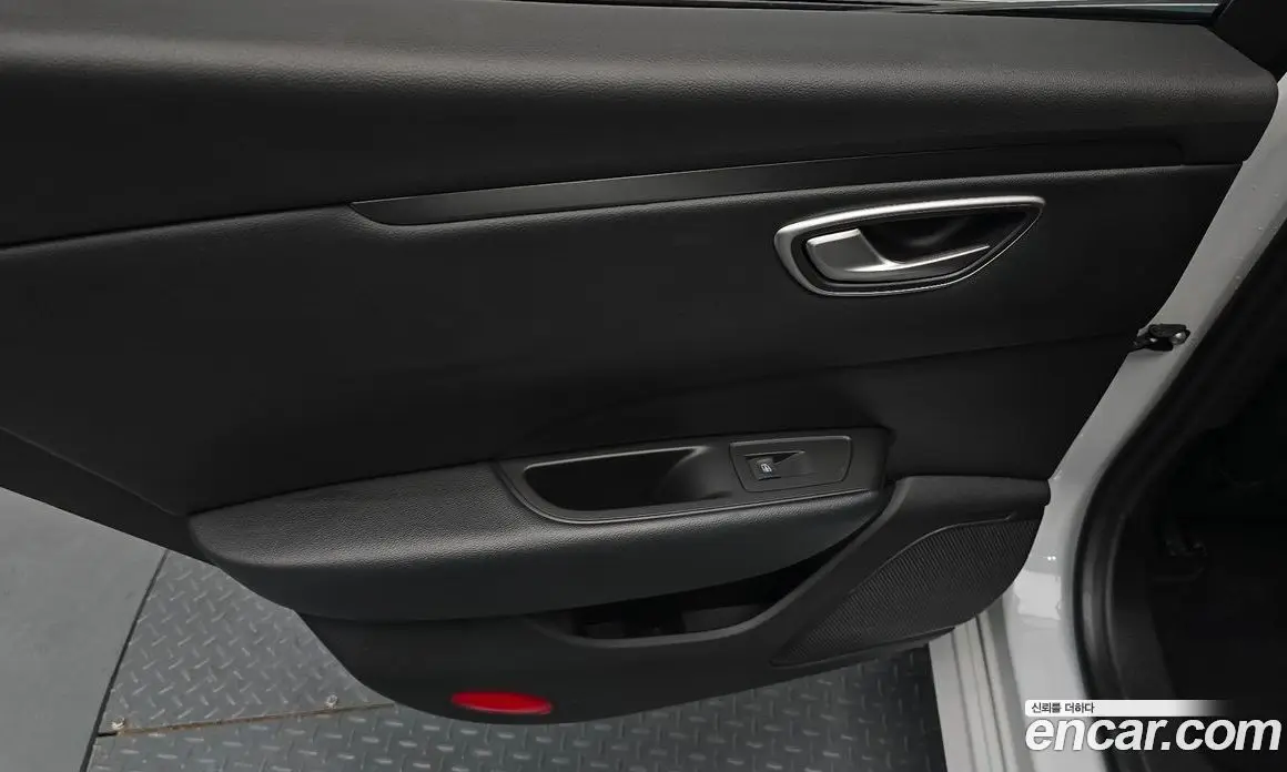 Renault (Samsung) SM6 2019 2.0 автомат (гидро), фото 13 Renault (Samsung) SM6 2019 2.0 автомат (гидро), фото 13