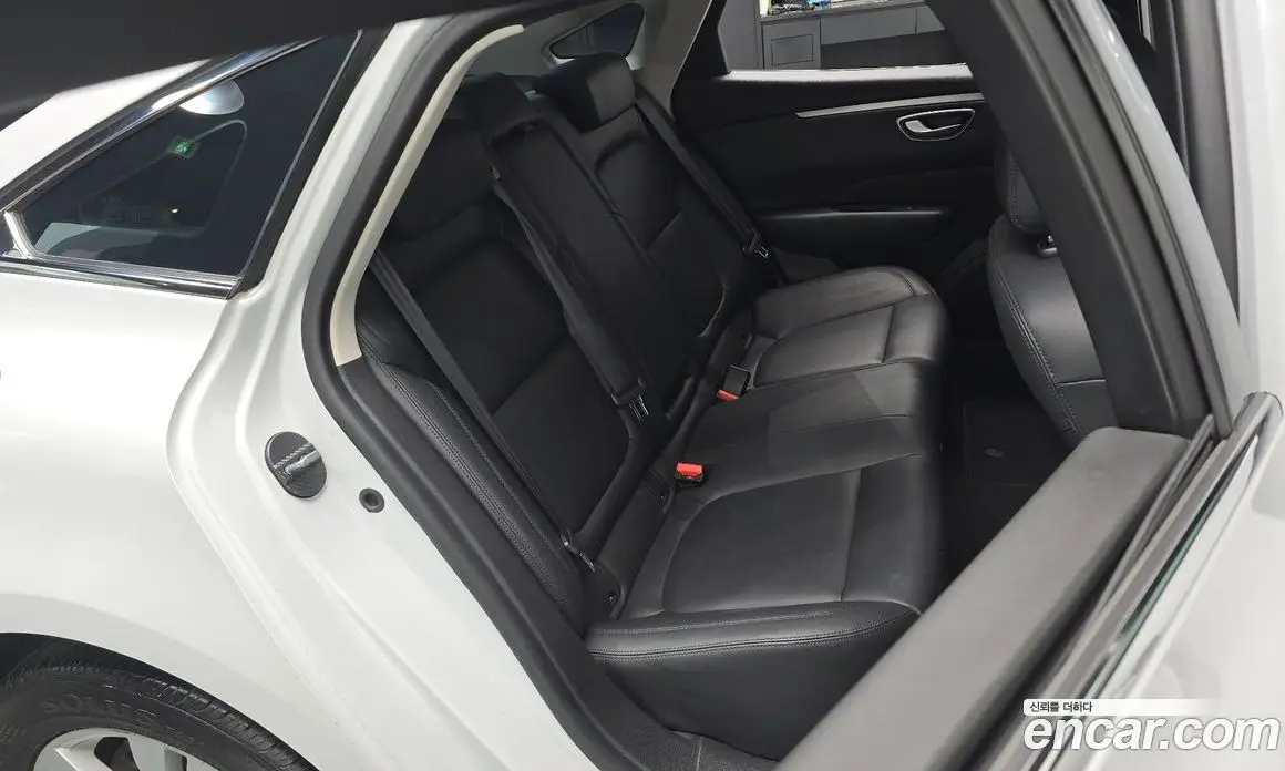Renault (Samsung) SM6 2019 2.0 автомат (гидро), фото 16 Renault (Samsung) SM6 2019 2.0 автомат (гидро), фото 16