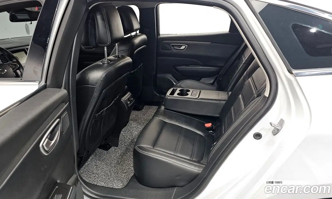 Renault (Samsung) SM6 2019 2.0 автомат (гидро), фото 17 Renault (Samsung) SM6 2019 2.0 автомат (гидро), фото 17