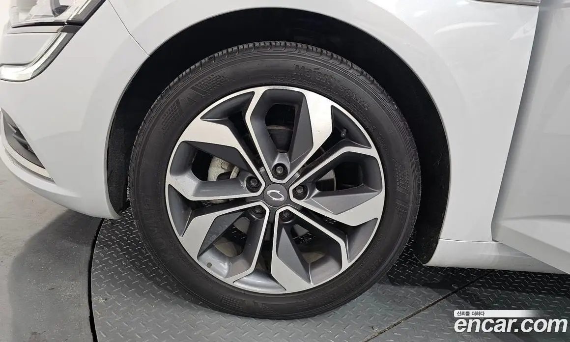 Renault (Samsung) SM6 2019 2.0 автомат (гидро), фото 5 Renault (Samsung) SM6 2019 2.0 автомат (гидро), фото 5