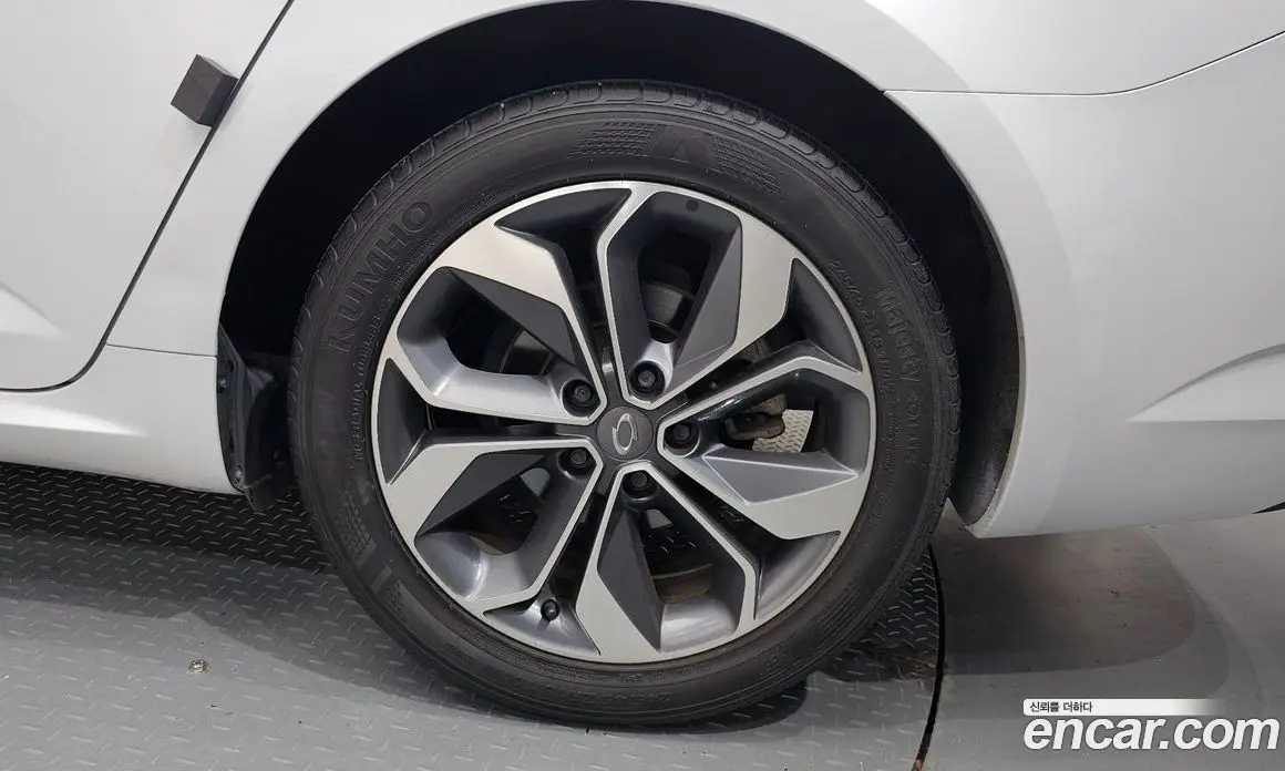 Renault (Samsung) SM6 2019 2.0 автомат (гидро), фото 7 Renault (Samsung) SM6 2019 2.0 автомат (гидро), фото 7