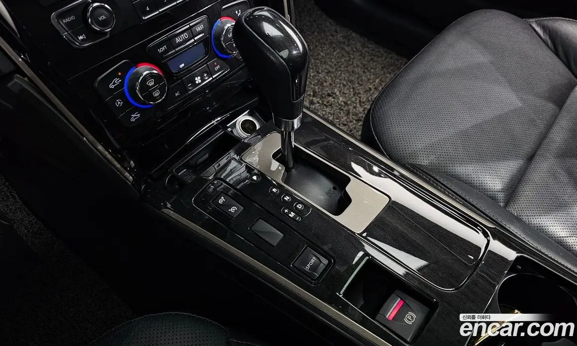 Renault (Samsung) SM7 2014 2.5 автомат (гидро), фото 9 Renault (Samsung) SM7 2014 2.5 автомат (гидро), фото 9