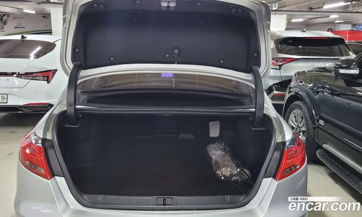 Renault (Samsung) SM7 2016 2.0 автомат (гидро), фото 16 Renault (Samsung) SM7 2016 2.0 автомат (гидро), фото 16