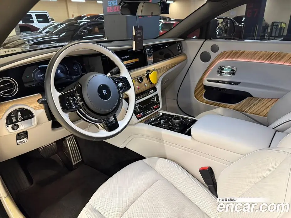 Rolls-Royce Spectre 2024 0.3 автомат (гидро), фото 12 Rolls-Royce Spectre 2024 0.3 автомат (гидро), фото 12