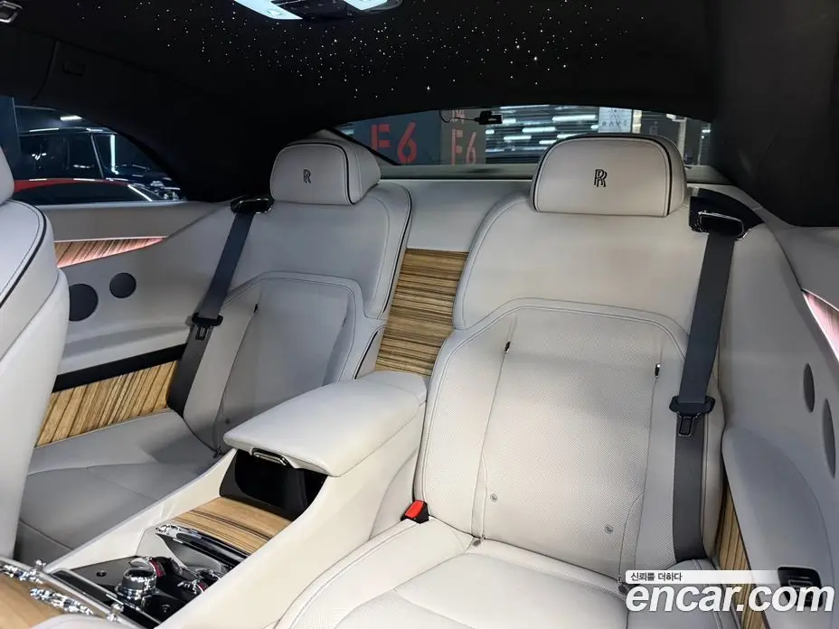Rolls-Royce Spectre 2024 0.3 автомат (гидро), фото 17 Rolls-Royce Spectre 2024 0.3 автомат (гидро), фото 17