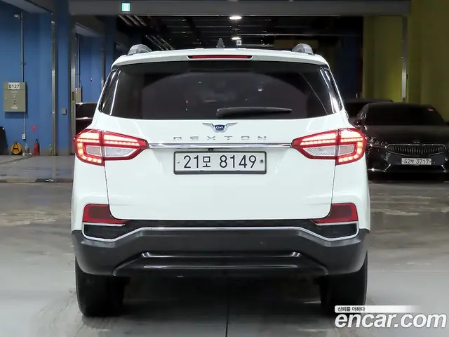 SsangYong Rexton 2017 2.2 автомат (гидро), миниатюра 3 SsangYong Rexton 2017 2.2 автомат (гидро), миниатюра 3