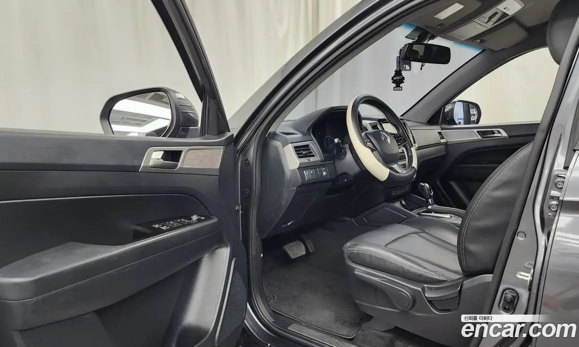 SsangYong Rexton 2018 2.2 автомат (гидро), фото 13 SsangYong Rexton 2018 2.2 автомат (гидро), фото 13