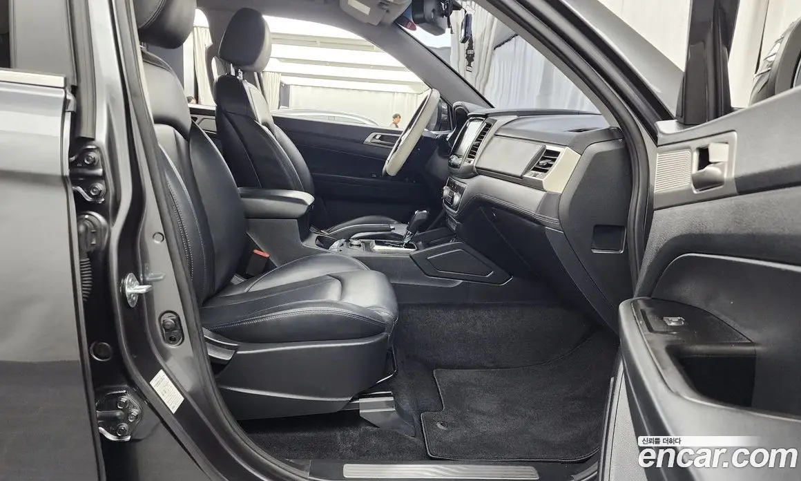 SsangYong Rexton 2018 2.2 автомат (гидро), фото 17 SsangYong Rexton 2018 2.2 автомат (гидро), фото 17