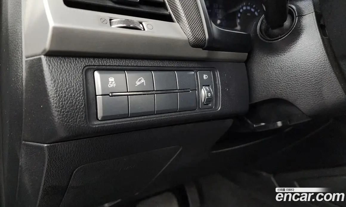 SsangYong Rexton 2018 2.2 автомат (гидро), фото 22 SsangYong Rexton 2018 2.2 автомат (гидро), фото 22