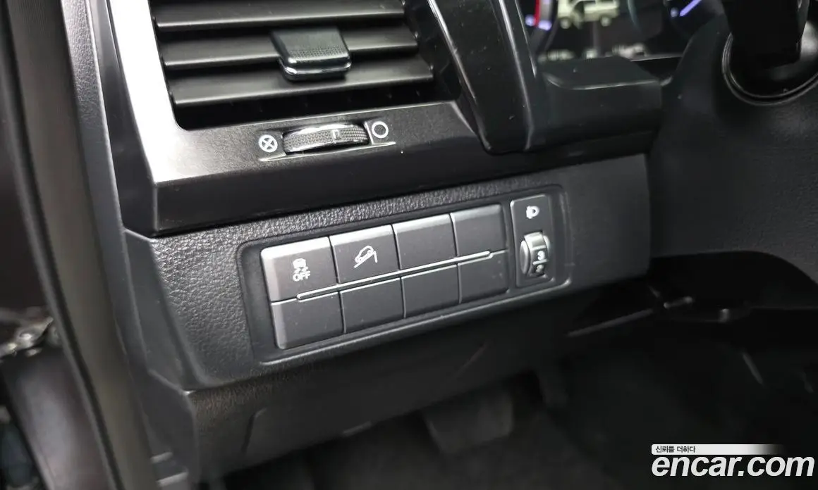 SsangYong Rexton 2019 2.2 автомат (гидро), фото 27 SsangYong Rexton 2019 2.2 автомат (гидро), фото 27