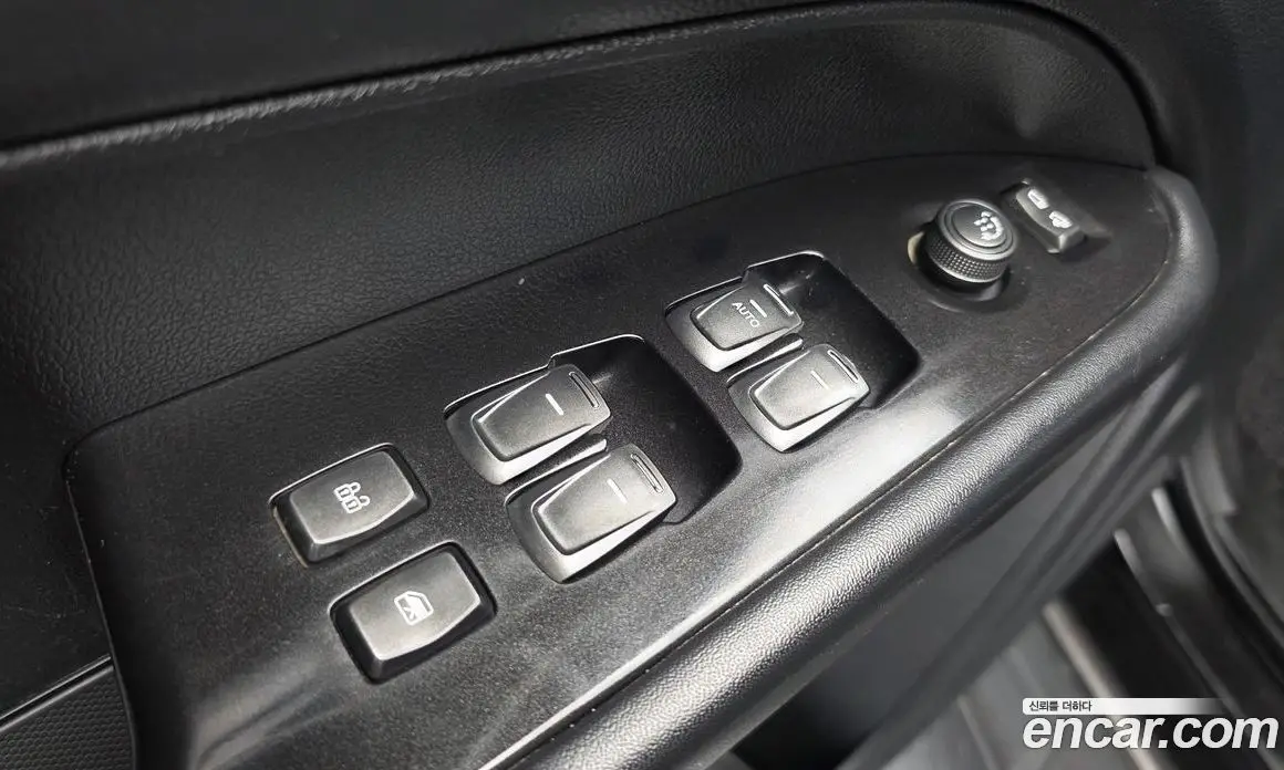 SsangYong Rexton 2019 2.2 автомат (гидро), фото 28 SsangYong Rexton 2019 2.2 автомат (гидро), фото 28