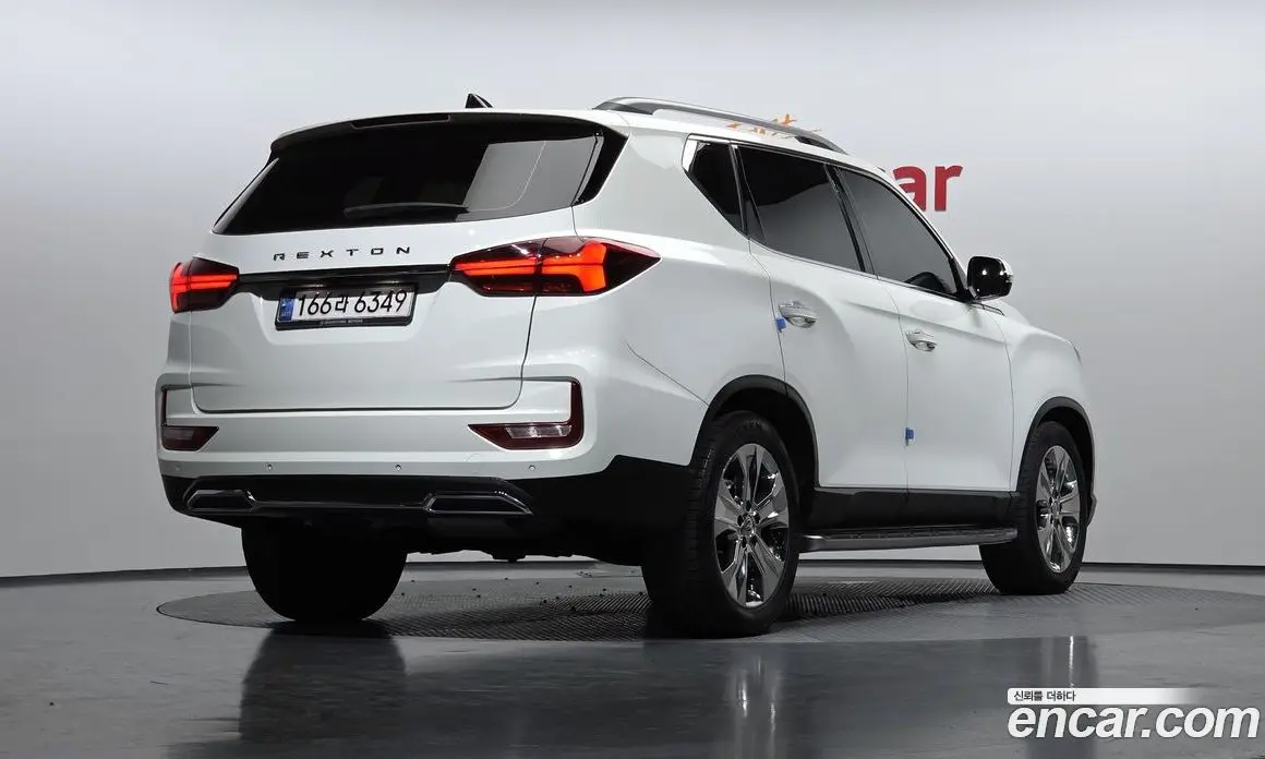 SsangYong Rexton 2021 2.2 автомат (гидро), фото 2 SsangYong Rexton 2021 2.2 автомат (гидро), фото 2