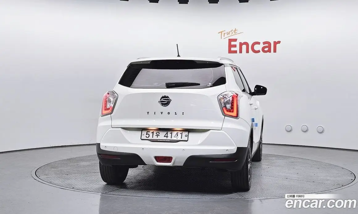 SsangYong TIBOLI 2015 1.6 автомат (гидро), фото 4
