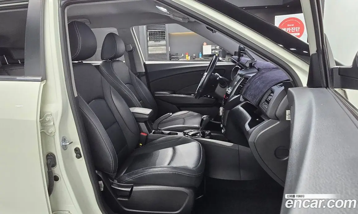 SsangYong TIBOLI 2017 1.6 автомат (гидро), фото 16 SsangYong TIBOLI 2017 1.6 автомат (гидро), фото 16