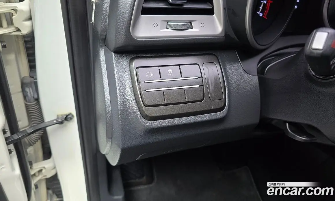 SsangYong TIBOLI 2017 1.6 автомат (гидро), фото 16 SsangYong TIBOLI 2017 1.6 автомат (гидро), фото 16