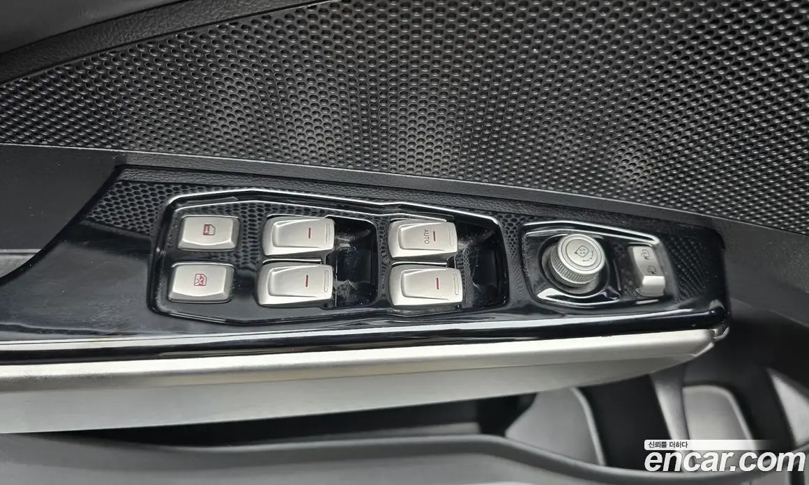SsangYong TIBOLI 2017 1.6 автомат (гидро), фото 17 SsangYong TIBOLI 2017 1.6 автомат (гидро), фото 17