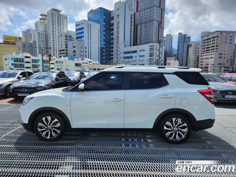 SsangYong TIBOLI 2019 1.6 автомат (гидро), фото 3 SsangYong TIBOLI 2019 1.6 автомат (гидро), фото 3