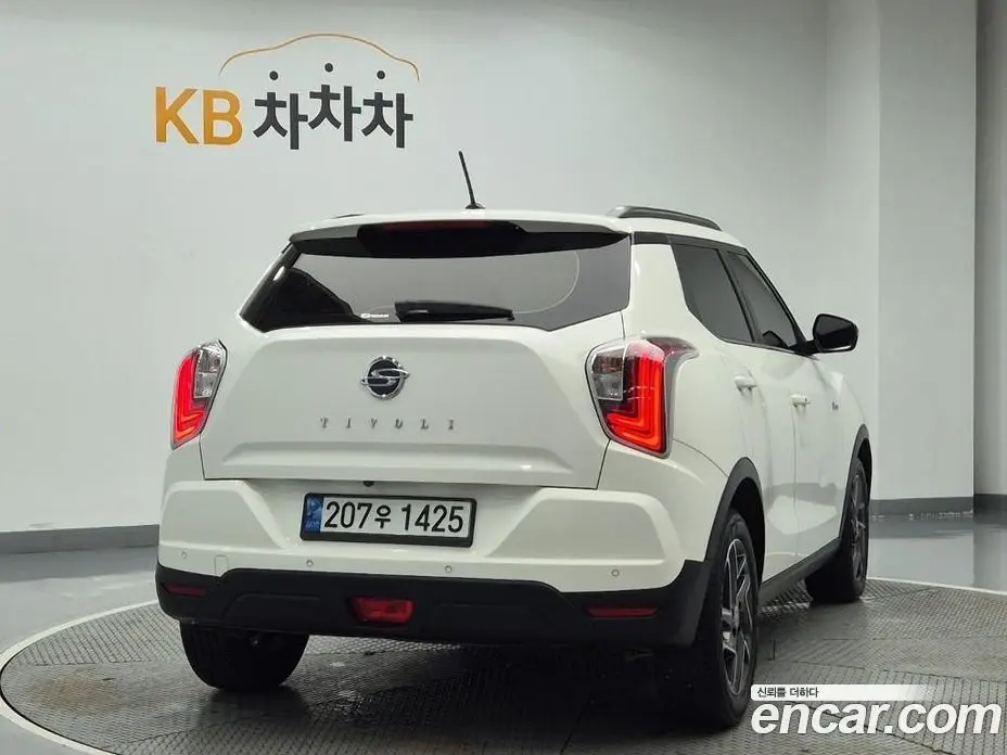 SsangYong TIBOLI 2022 1.5 автомат (гидро), фото 4 SsangYong TIBOLI 2022 1.5 автомат (гидро), фото 4