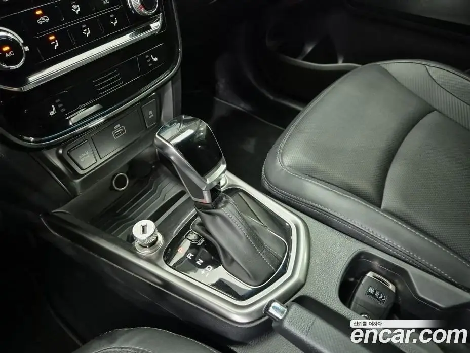 SsangYong TIBOLI 2022 1.5 автомат (гидро), фото 9 SsangYong TIBOLI 2022 1.5 автомат (гидро), фото 9