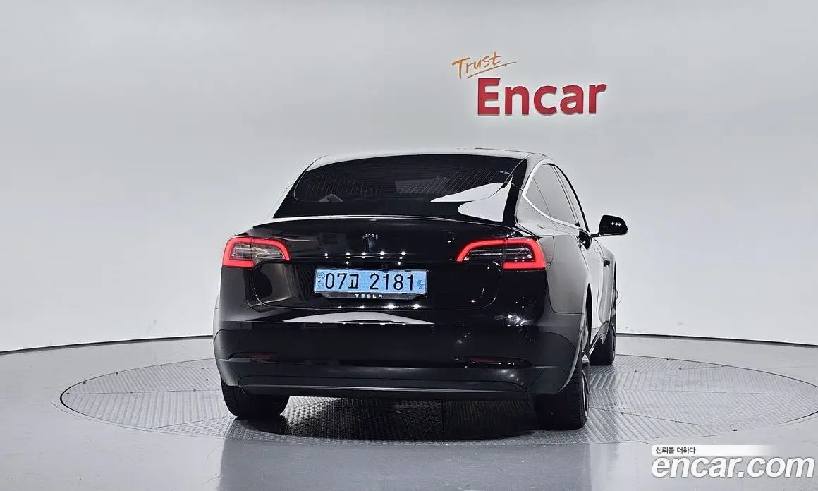 Tesla Model 3 2020 0.2 автомат (гидро), фото 3 Tesla Model 3 2020 0.2 автомат (гидро), фото 3