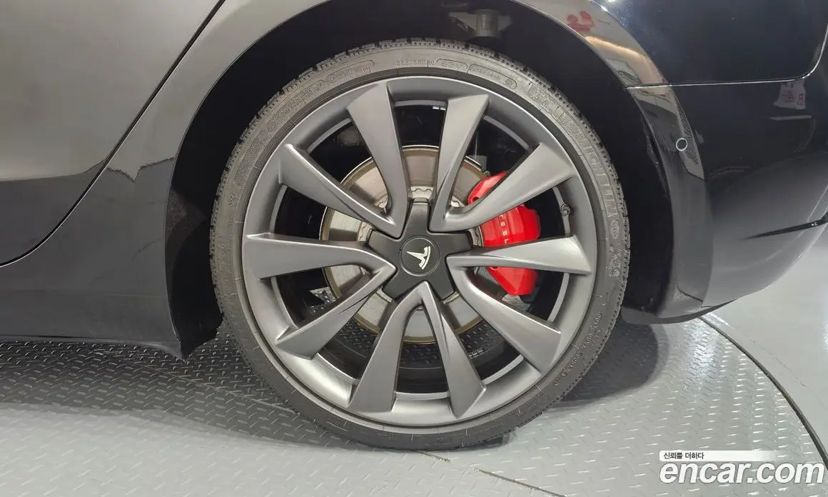 Tesla Model 3 2020 0.2 автомат (гидро), фото 6 Tesla Model 3 2020 0.2 автомат (гидро), фото 6