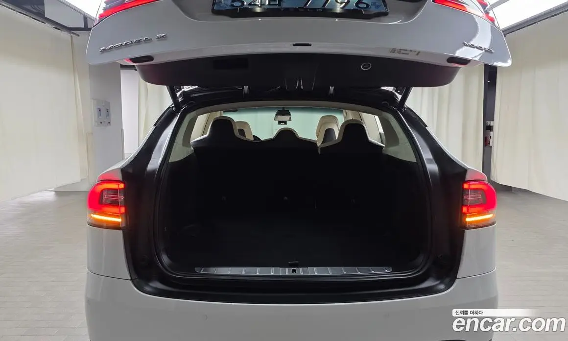 Tesla Model X 2019 0.3 автомат (гидро), фото 20 Tesla Model X 2019 0.3 автомат (гидро), фото 20