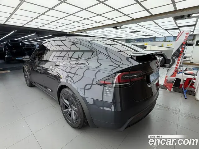 Tesla Model X 2026 автомат (гидро), миниатюра 2 Tesla Model X 2026 автомат (гидро), миниатюра 2