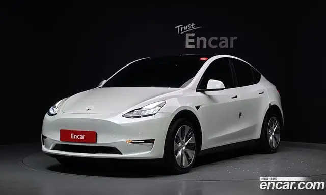 Tesla Model Y 2021 0.2 автомат (гидро), миниатюра 1 Tesla Model Y 2021 0.2 автомат (гидро), миниатюра 1