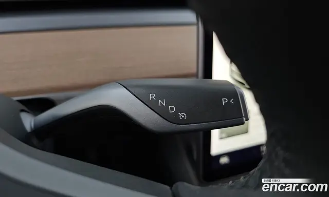 Tesla Model Y 2021 0.2 автомат (гидро), миниатюра 12