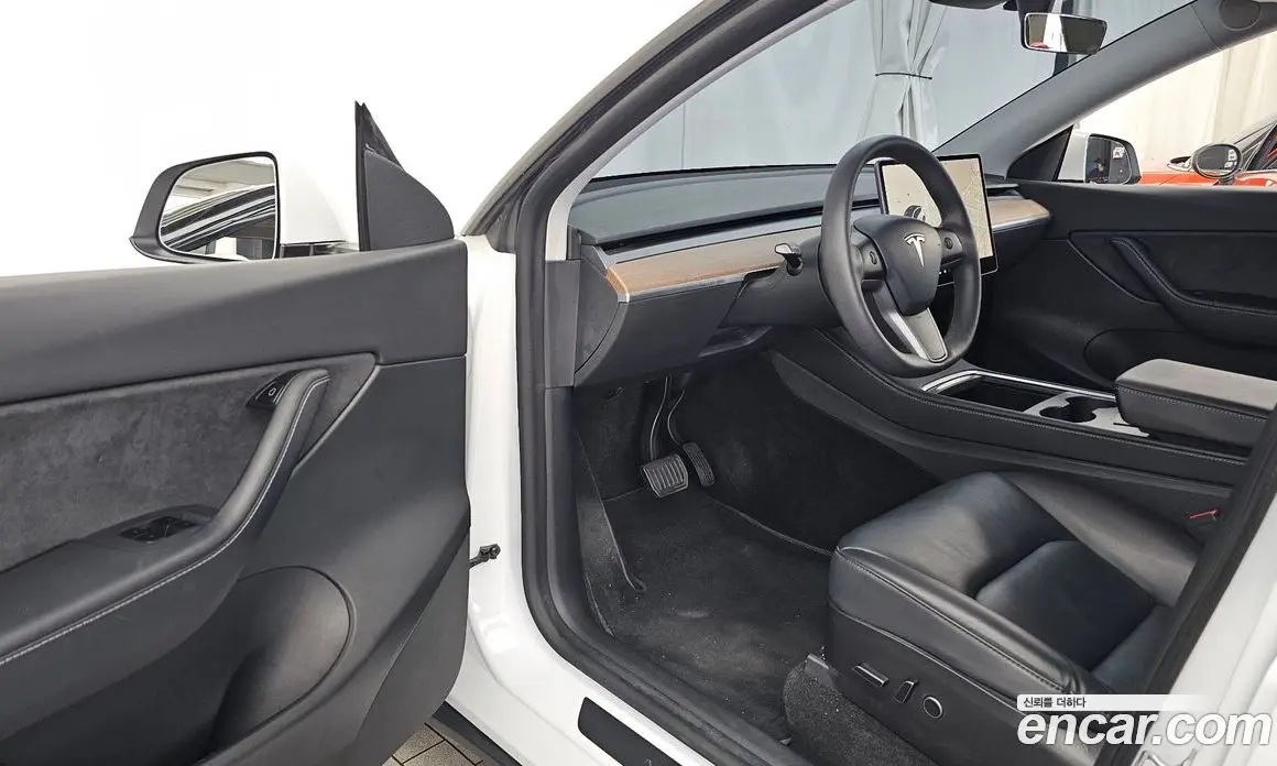 Tesla Model Y 2021 0.2 автомат (гидро), фото 13 Tesla Model Y 2021 0.2 автомат (гидро), фото 13