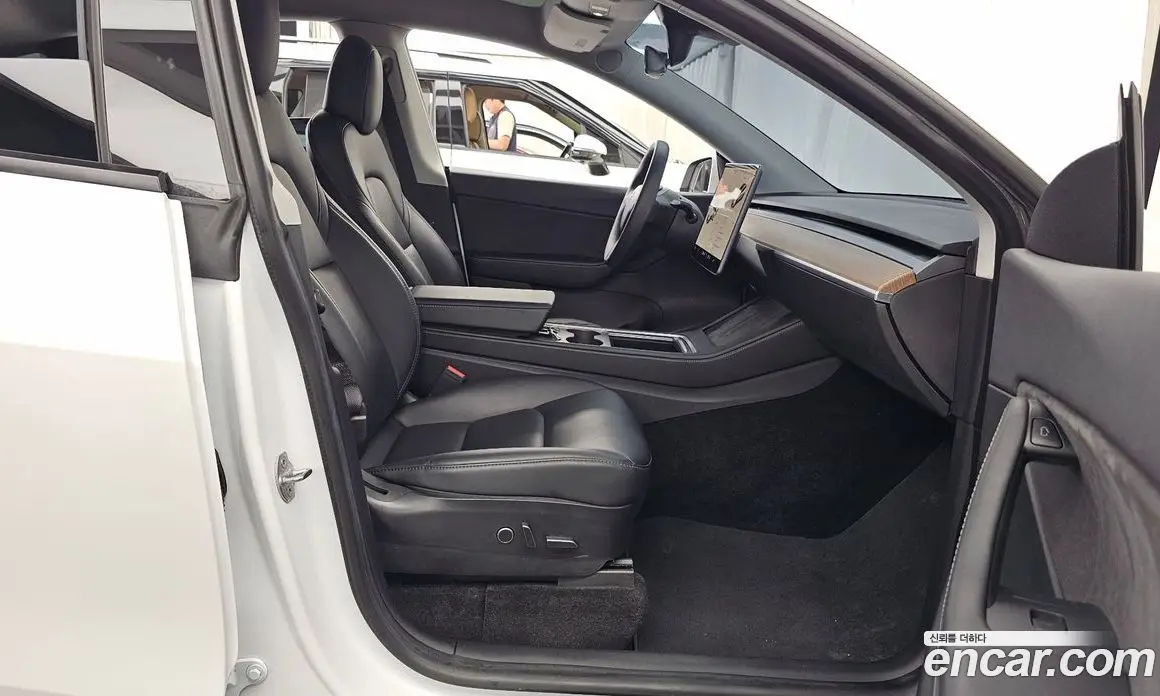 Tesla Model Y 2021 0.2 автомат (гидро), фото 17 Tesla Model Y 2021 0.2 автомат (гидро), фото 17