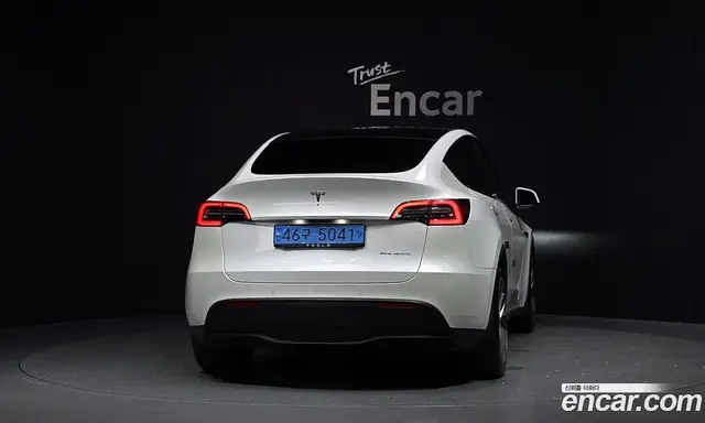 Tesla Model Y 2021 0.2 автомат (гидро), миниатюра 4 Tesla Model Y 2021 0.2 автомат (гидро), миниатюра 4