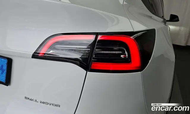 Tesla Model Y 2021 0.2 автомат (гидро), миниатюра 9 Tesla Model Y 2021 0.2 автомат (гидро), миниатюра 9