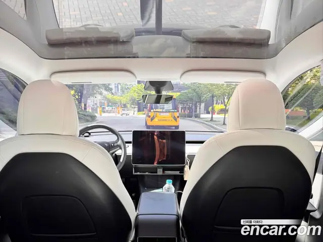 Tesla Model Y 2022 2.0 автомат (гидро), миниатюра 11 Tesla Model Y 2022 2.0 автомат (гидро), миниатюра 11
