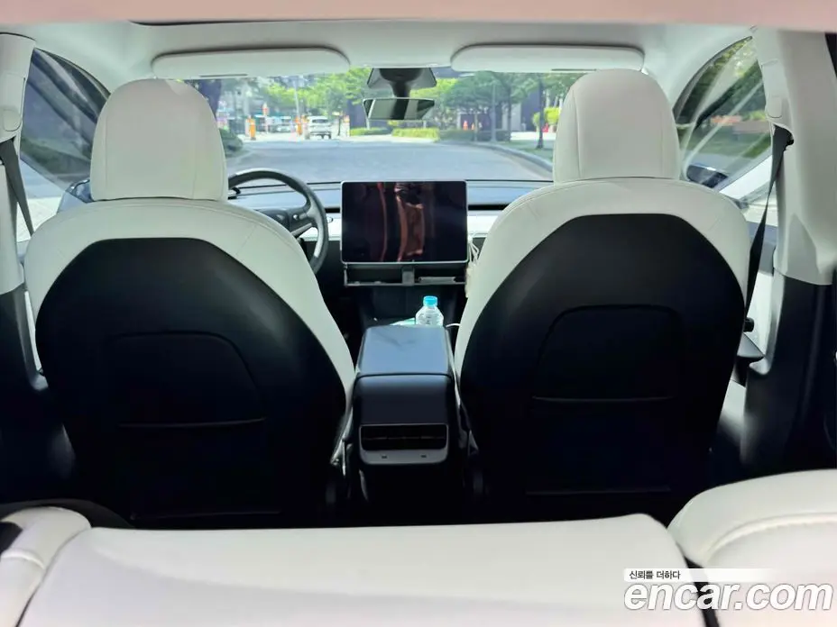 Tesla Model Y 2022 2.0 автомат (гидро), фото 9 Tesla Model Y 2022 2.0 автомат (гидро), фото 9