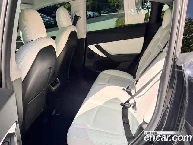 Tesla Model Y 2022 2.0 автомат (гидро), миниатюра 10 Tesla Model Y 2022 2.0 автомат (гидро), миниатюра 10