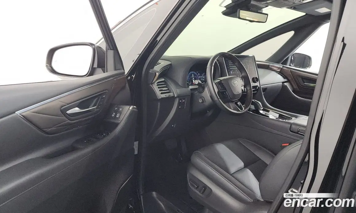 Toyota Alphard 2024 2.5 автомат (гидро), фото 10 Toyota Alphard 2024 2.5 автомат (гидро), фото 10
