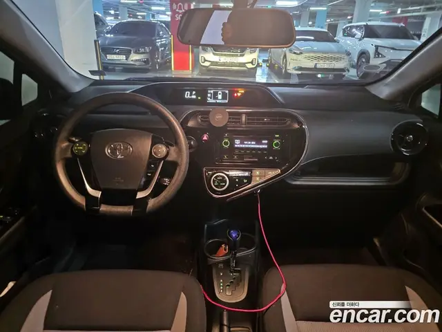 Toyota Prius 2018 1.5 автомат (гидро), миниатюра 5 Toyota Prius 2018 1.5 автомат (гидро), миниатюра 5