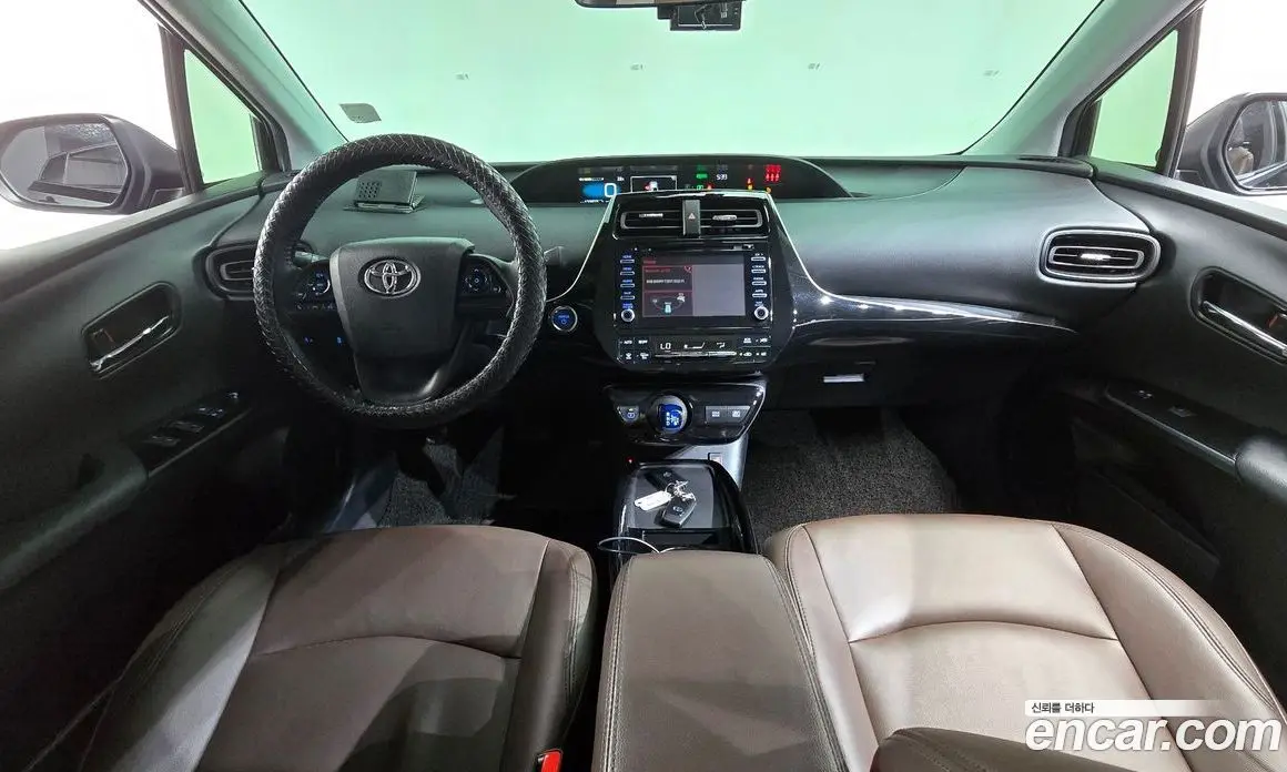 Toyota Prius 2019 1.8 автомат (гидро), фото 9 Toyota Prius 2019 1.8 автомат (гидро), фото 9