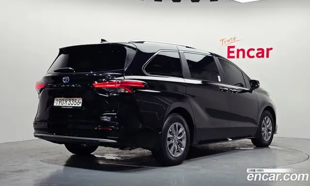 Toyota Sienna 2023 2.5 автомат (гидро), миниатюра 2 Toyota Sienna 2023 2.5 автомат (гидро), миниатюра 2