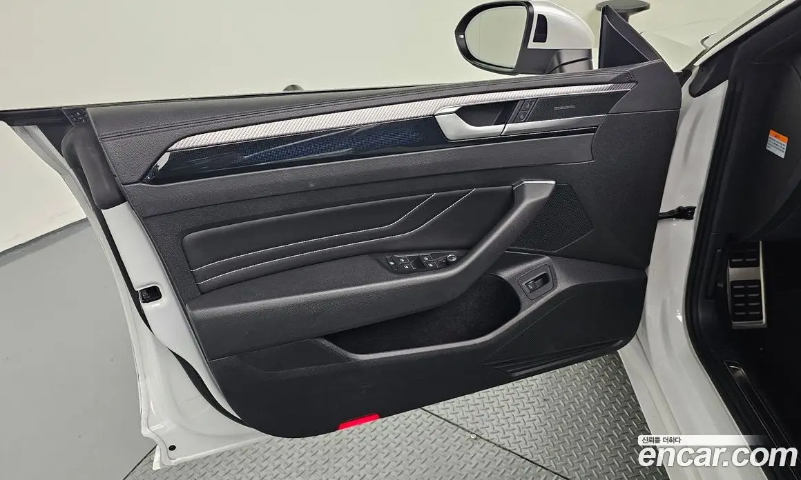 Volkswagen Arteon 2022 2.0 автомат (гидро), фото 14 Volkswagen Arteon 2022 2.0 автомат (гидро), фото 14