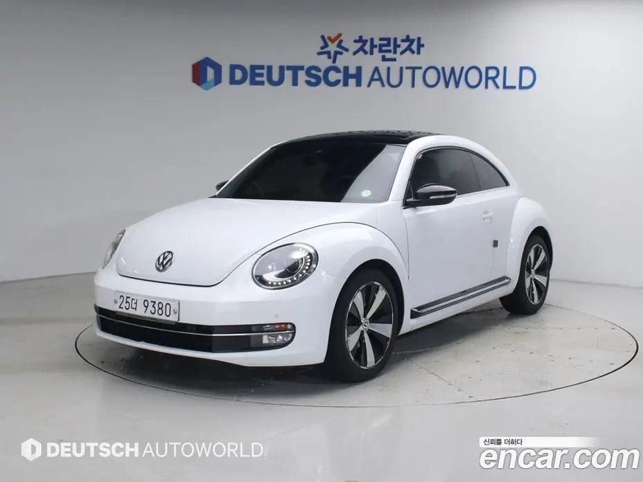 Volkswagen Beatle 2014 2.0 автомат (гидро), фото 1 Volkswagen Beatle 2014 2.0 автомат (гидро), фото 1