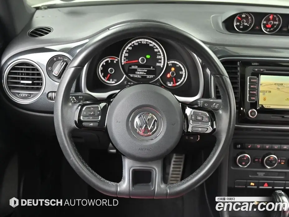 Volkswagen Beatle 2014 2.0 автомат (гидро), фото 13 Volkswagen Beatle 2014 2.0 автомат (гидро), фото 13